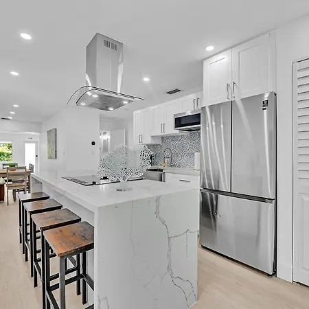 Welcome To Paradise! Secluded 4 Bed, 3 Bath, Pool Fort Lauderdale Exterior photo